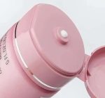 فوم شستشوی صورت کلینیک