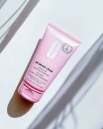 فوم شستشوی صورت کلینیک